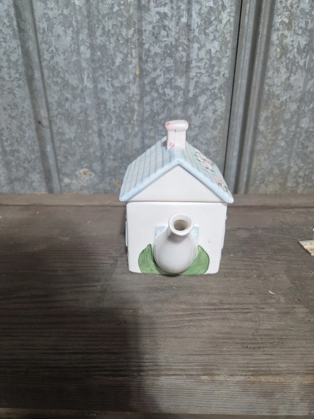 Ceramic Cottage Teapot in White and Pastel Pink/Blue